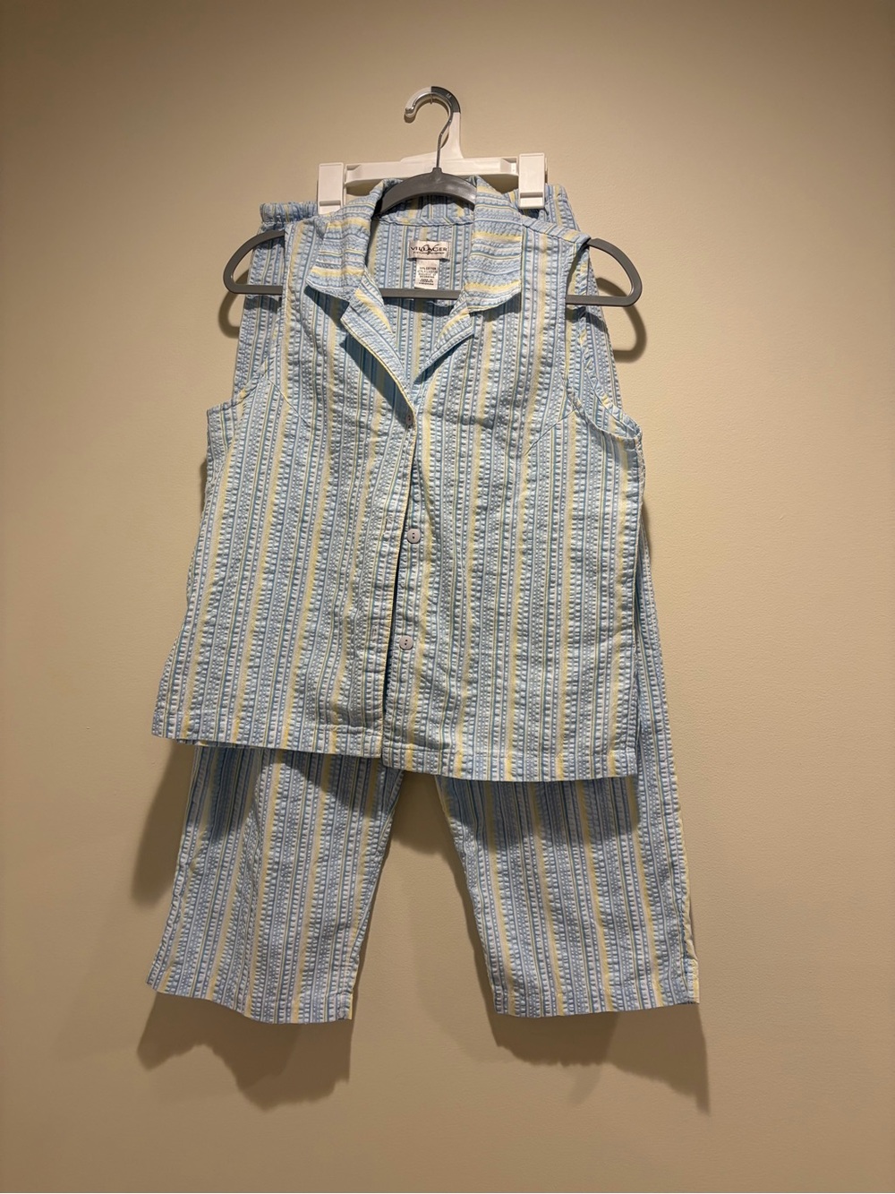 Vintage Villager by Liz Claiborne Seersucker Pajama 2 piece Set Striped Size M